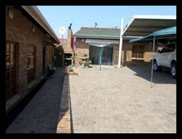 3 BEDROOM HOUSE FOR SALE IN EDLEEN